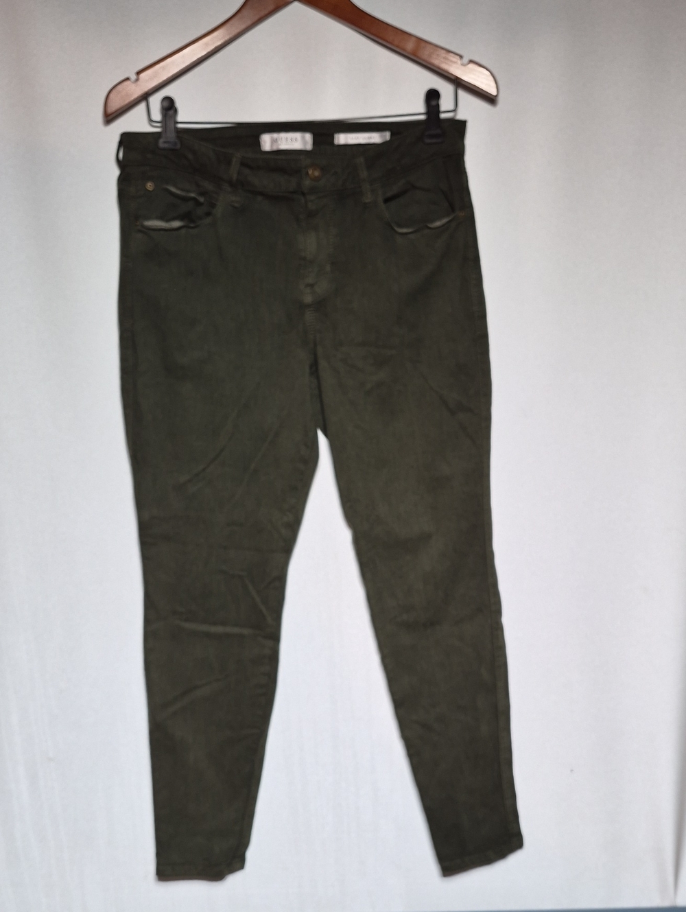 GUESS Sexy Curve Jeans